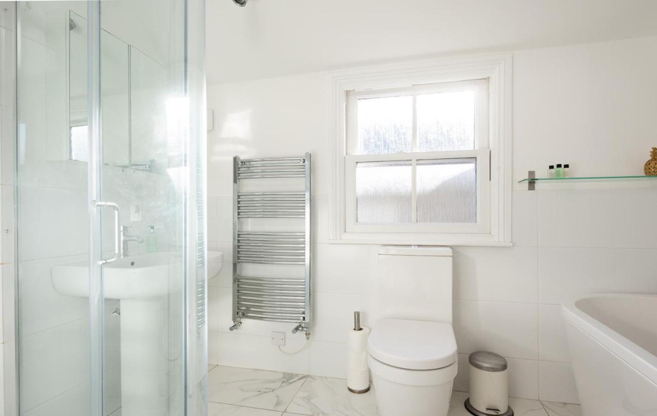 The Magdalene Cottage - Modern & Comfortable 4Bdr Family Home CBG Εξωτερικό φωτογραφία